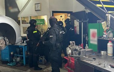 Столичні правоохоронці затримали псевдоволонтера