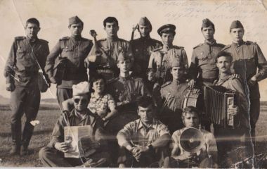 "У бій ідуть лише «старі»"