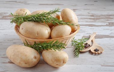 Для чого замочують картоплю у воді перед смаженням